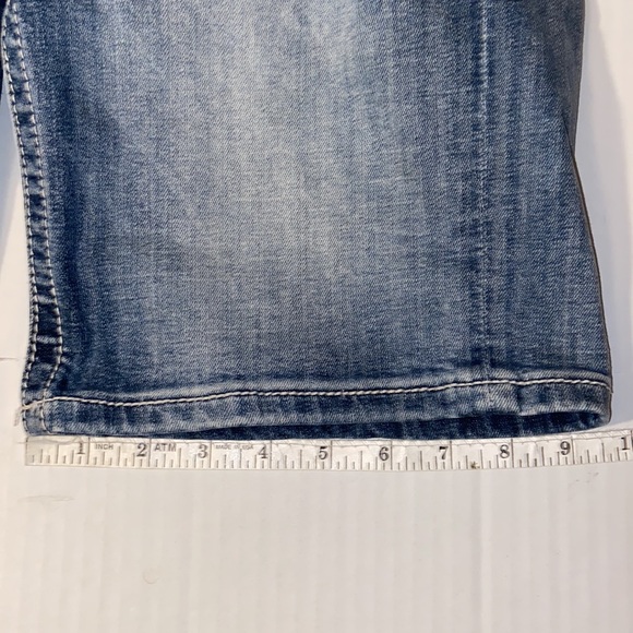 Miss Me Easy Shorts Size 26 Distressed Denim Blue Jean Shorts - Picture 6 of 12